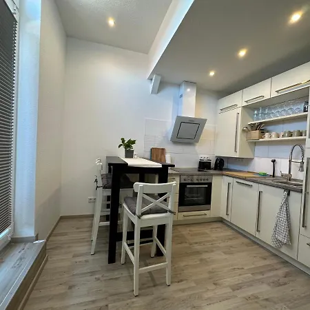 Gemuetliche Neurenovierte Dachgeschosswohnung Apartment Erfurt